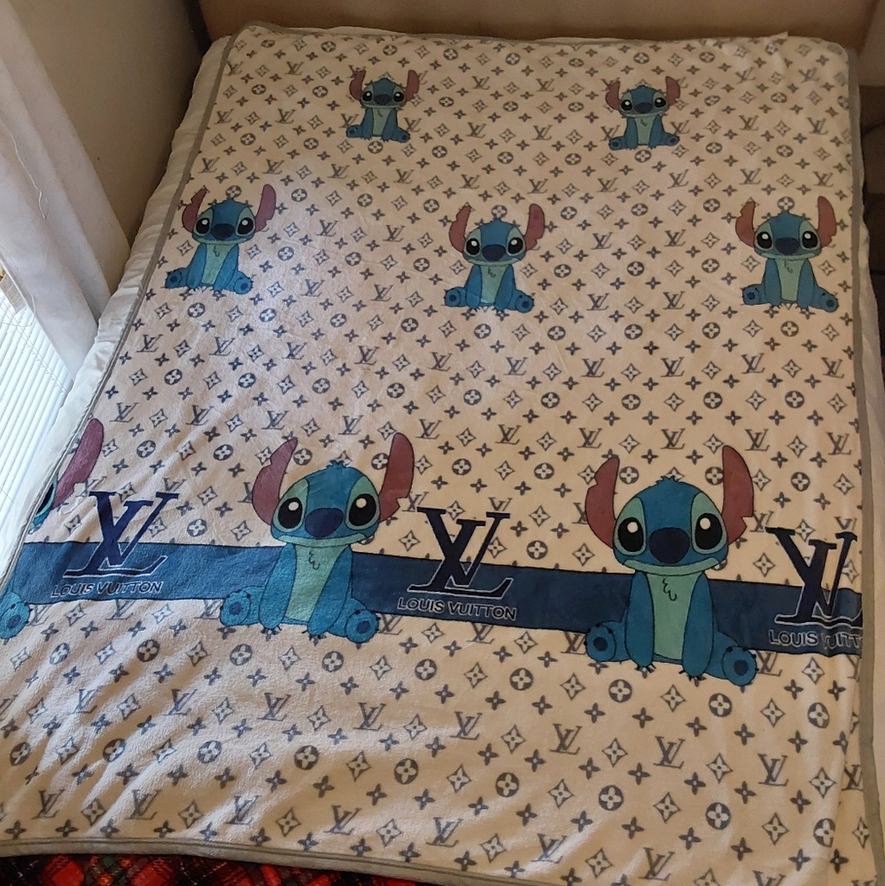 Stitch blanket